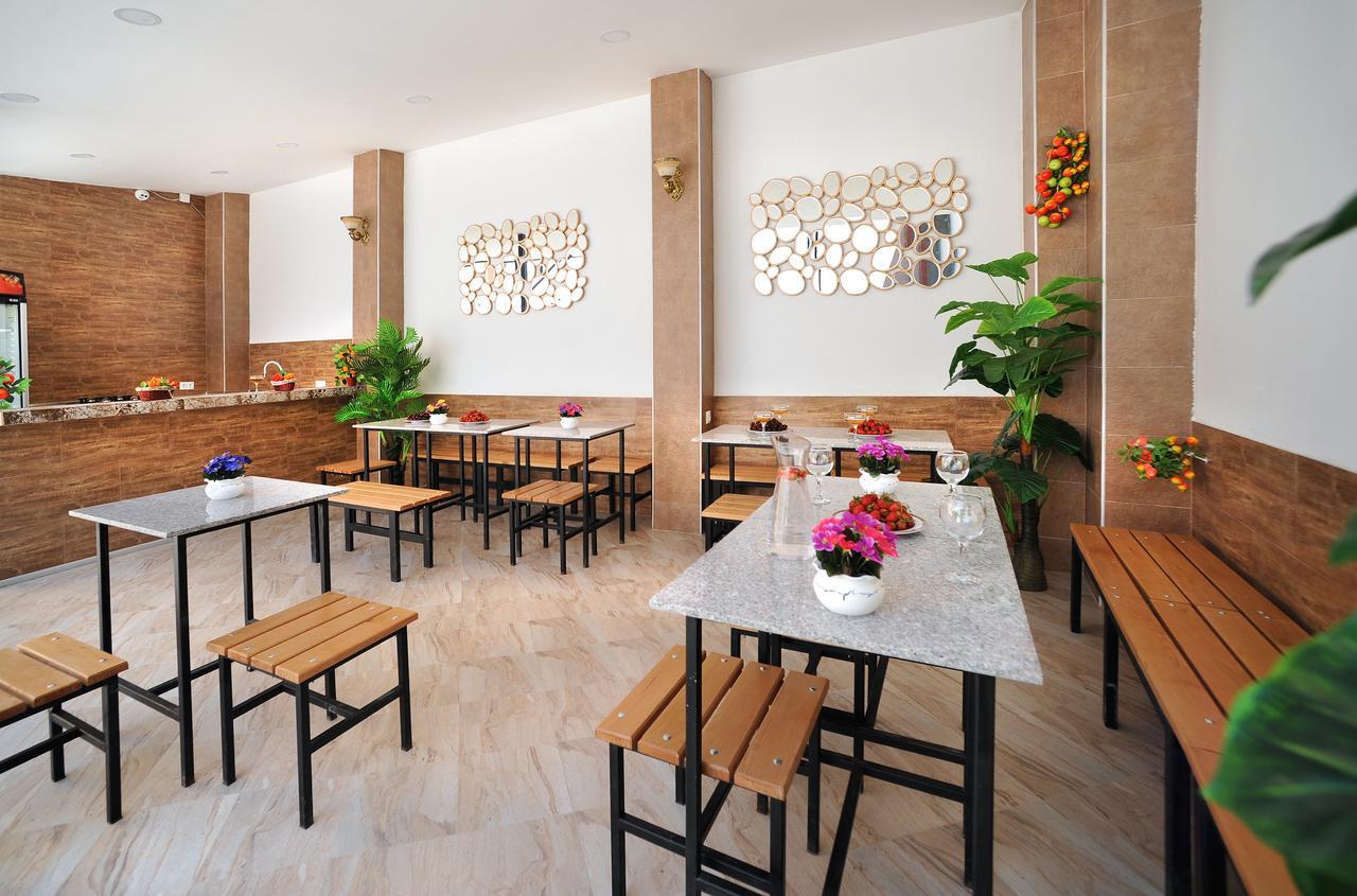 Rk City Hotel Tbilisi Bagian luar foto