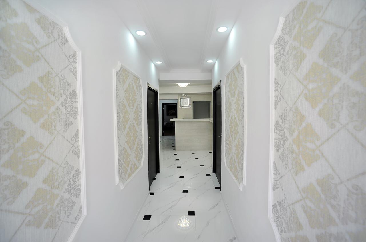 Rk City Hotel Tbilisi Bagian luar foto